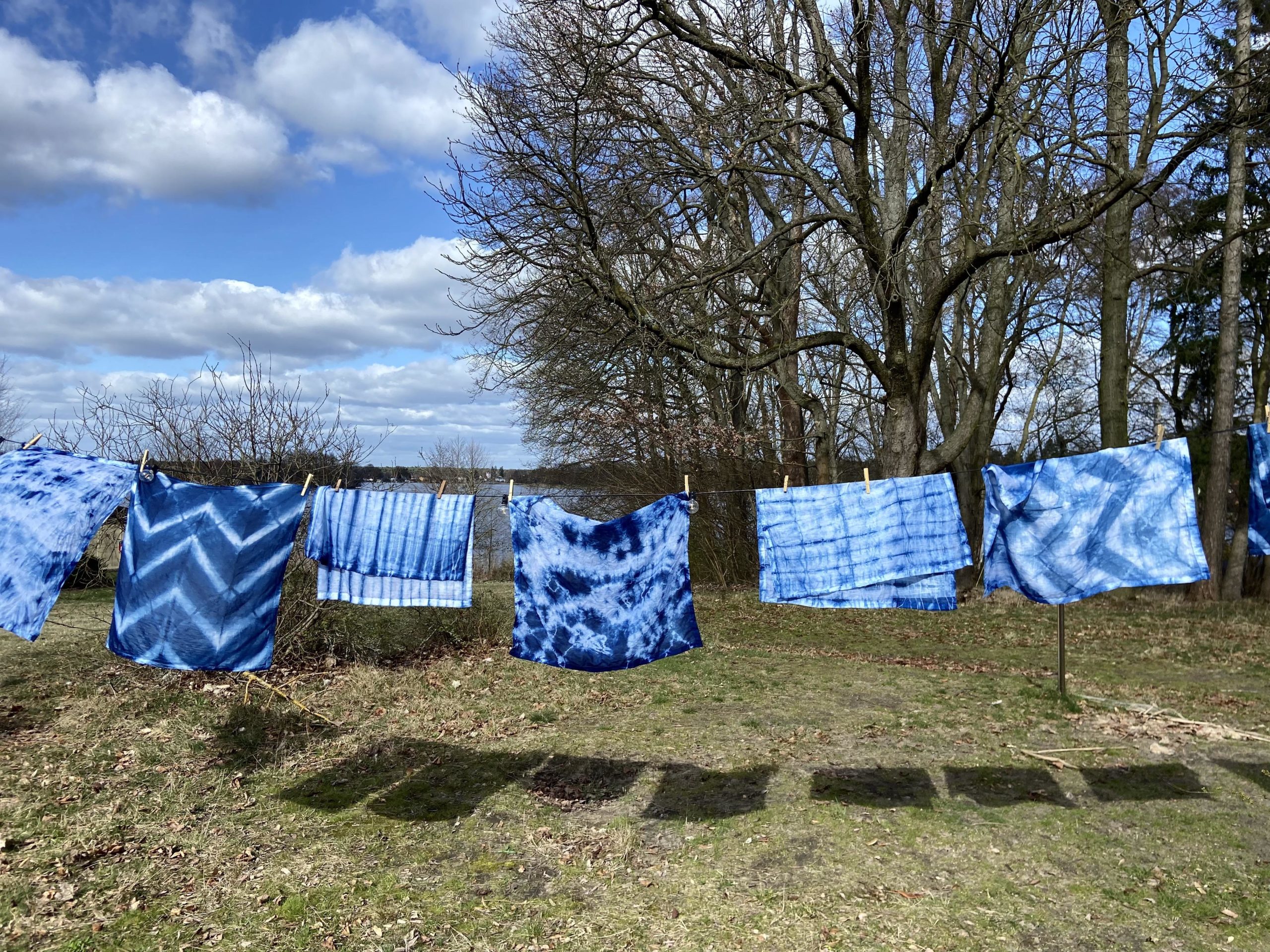 Das blaue Wunder – natürliches Textilfärben mit Indigo