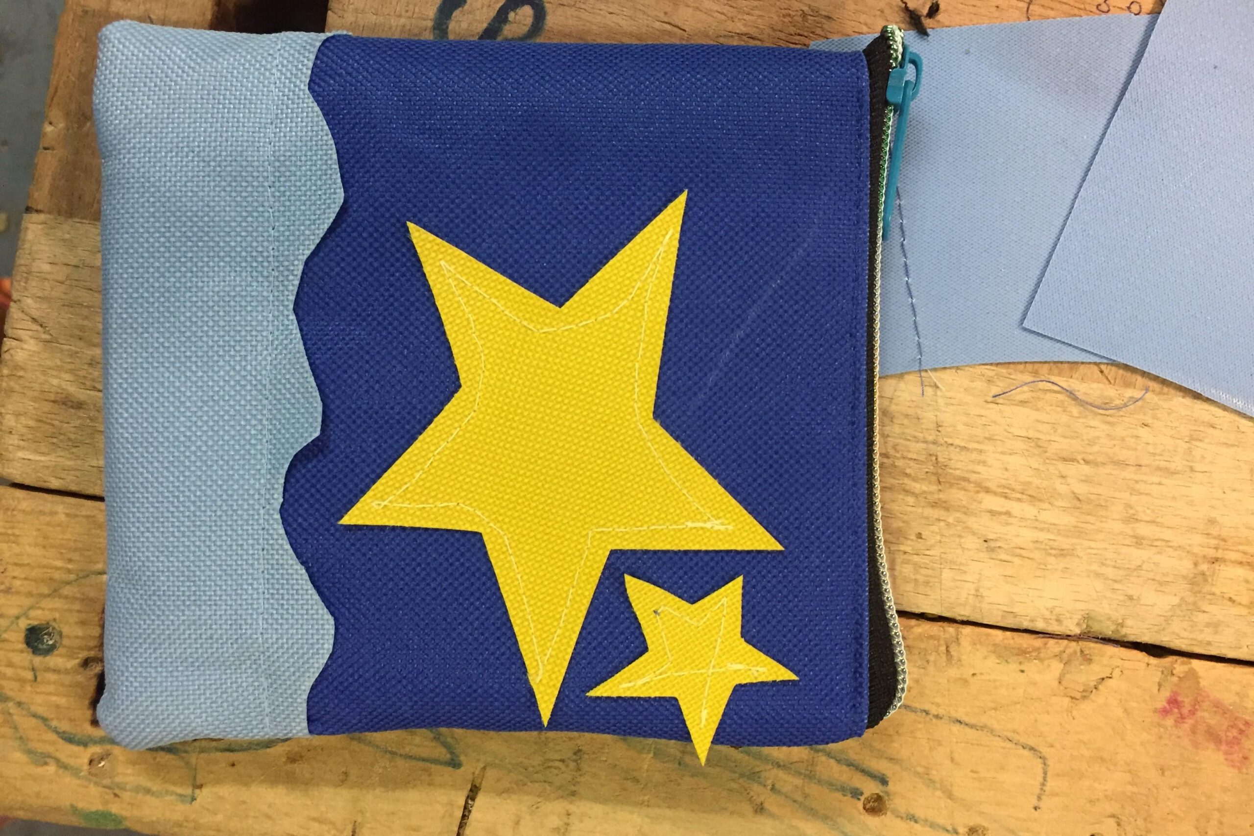 Upcycling: aus LKW-Planen Taschen nähen